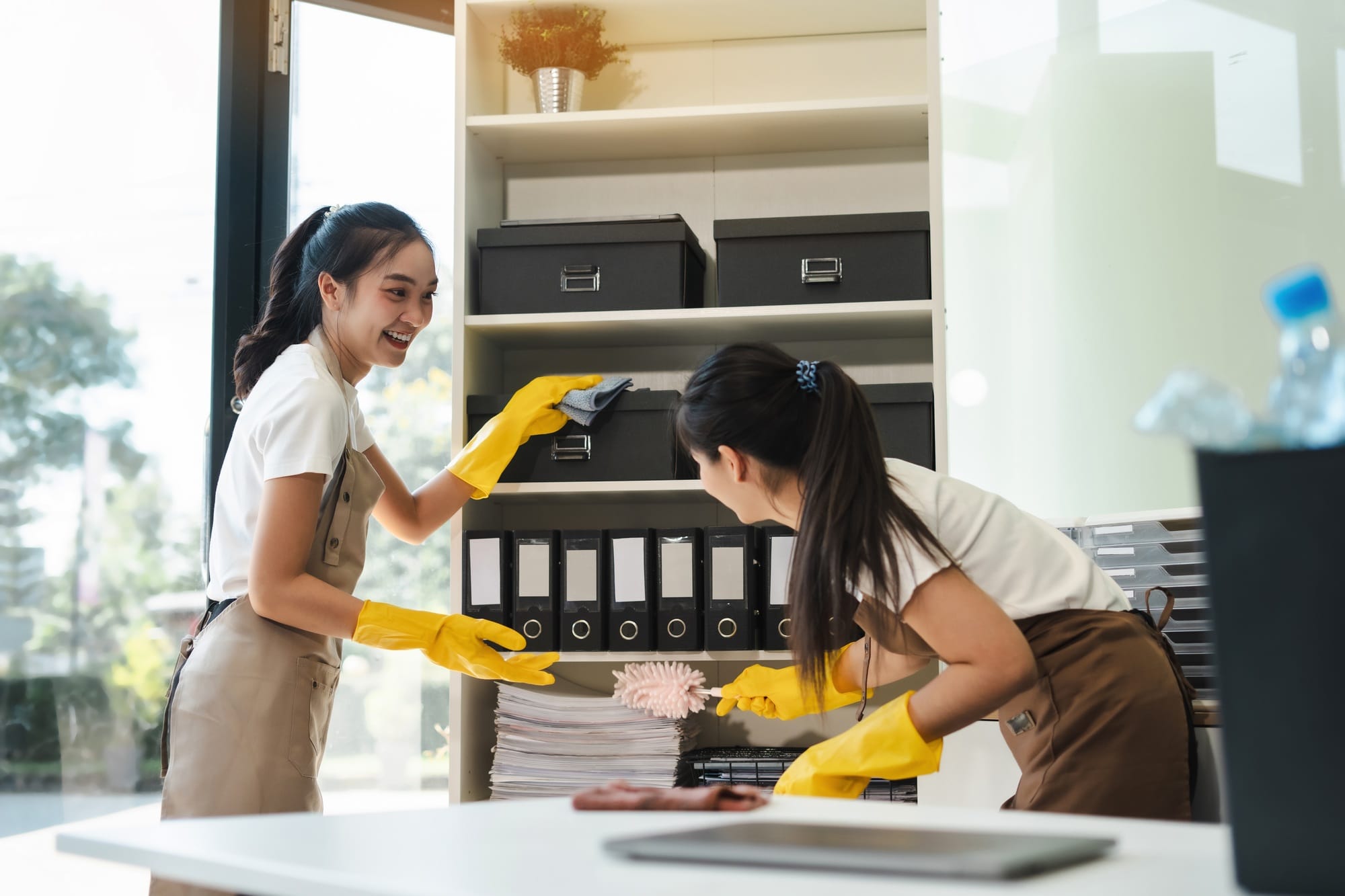 How to Maintain a Germ-Free Office Year-Round